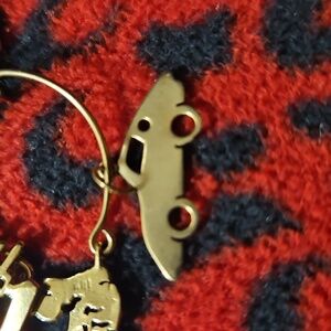 14k gold And 10k. Beautiful Charms Use For Neclace Or Braclate.